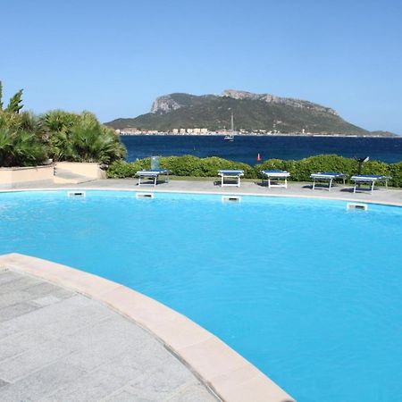 Apartment In S'Abba E Sa Pedra With Pool Golfo Aranci Bagian luar foto