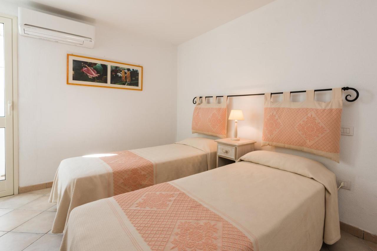 Apartment In S'Abba E Sa Pedra With Pool Golfo Aranci Bagian luar foto