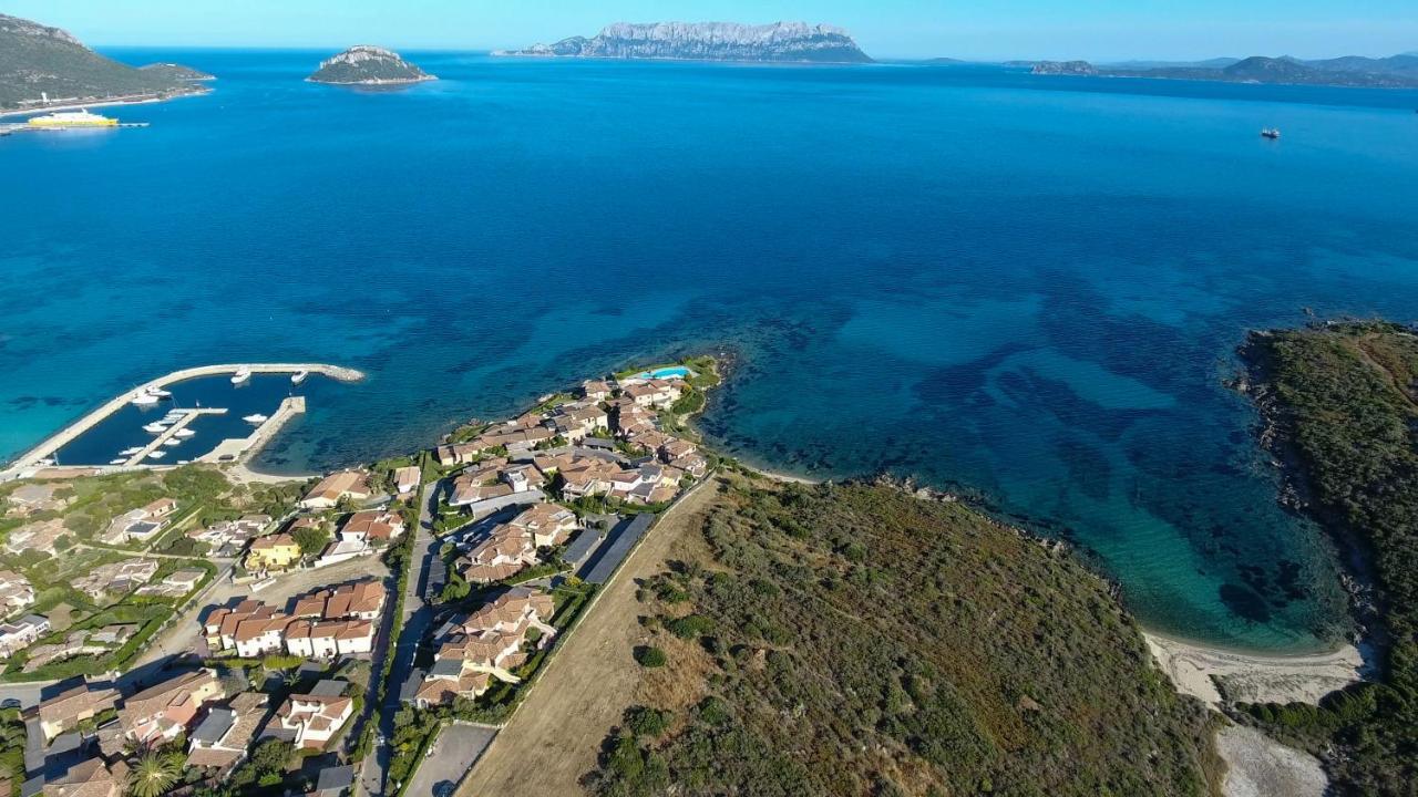 Apartment In S'Abba E Sa Pedra With Pool Golfo Aranci Bagian luar foto
