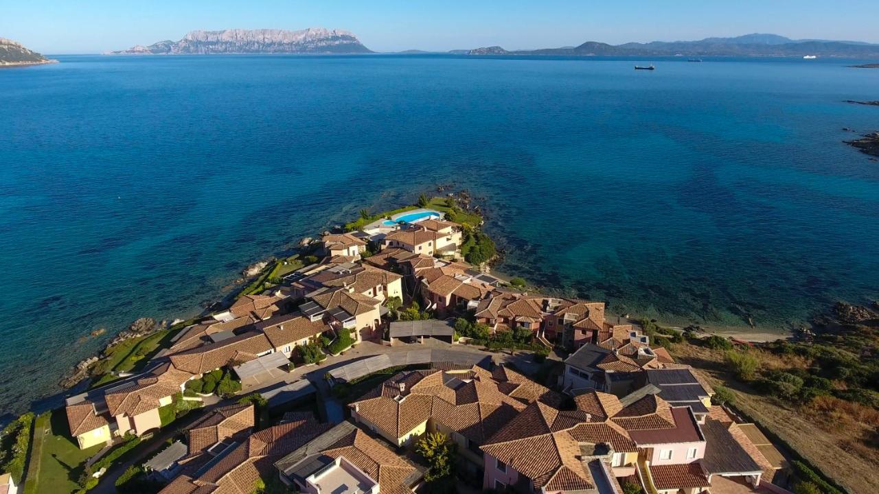 Apartment In S'Abba E Sa Pedra With Pool Golfo Aranci Bagian luar foto